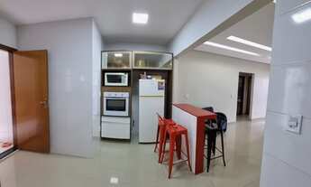 Imagem 5: Casa para venda tem 215 metros quadrados com 3 quartos