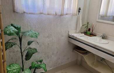 Imagem 7: Linda casa em condomínio Albuquerque, 05 suítes, área total 1.400m2 totalmente plano