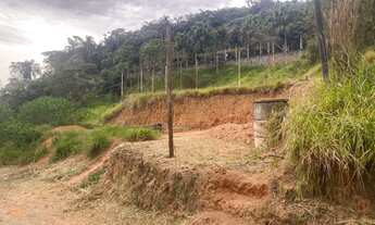 Imagem: Lote de aproximadamente 7000 metros