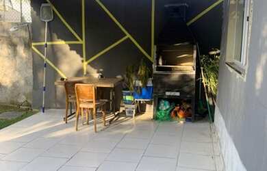 Imagem 4: Pedra de Guaratiba-5 qtos(2 suítes)-Piscina-terraço-Casa duplex-Centro