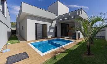 Imagem: Casa Térrea Nova, moderna com piscina e