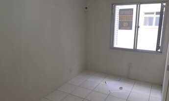 Imagem 6: Apartamento para venda possui 58 metros quadrados com 2 quartos em Agronômica - Florianópo