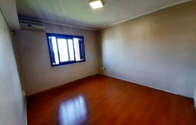 Imagem 2: CAXIAS DO SUL - Casa de Condomínio - VINHEDOS