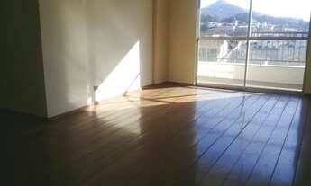 Imagem: 2 Quartos com Varanda e Vaga - Fonseca