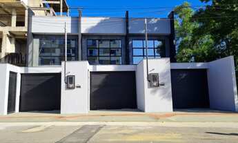 Imagem 5: Casa para venda possui 137 metros quadrados com 3 quartos em Morada de Laranjeiras - Serra