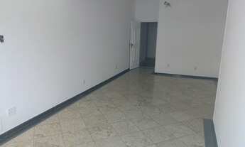 Imagem 2: Apartamento para venda tem 131 metros quadrados com 3 quartos em Icaraí - Niterói - RJ