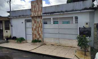 Imagem: Casa localizada no Jorge Teixeira 2 Qrts/