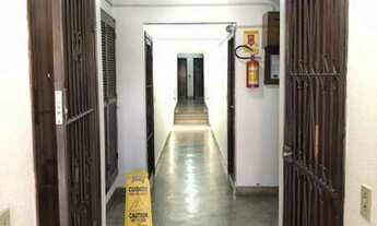 Imagem 2: Porto Alegre - Apartamento Padrão - Petrópolis