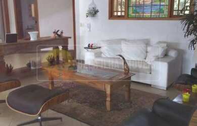 Imagem 2: Casa para venda possui 2644 metros quadrados com 8 quartos em Siriuba - Ilhabela - SP