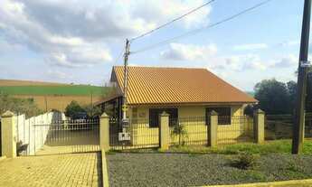 Imagem 2: Ótima residência com amplo lote no shangrila !!