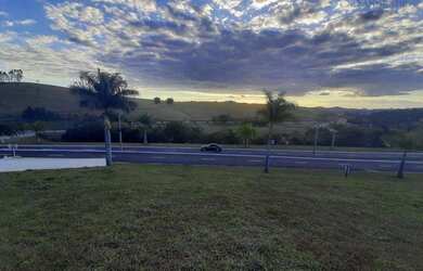 Imagem 2: Belo terreno no Cond. Quinta dos Lagos
