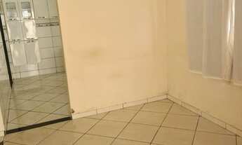 Imagem 2: Casa com 4 quartos - Bairro Conjunto Vivi Xavier em Londrina