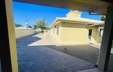 Imagem 6: Casa à venda na Fazenda da Armação, 4 dormitórios, piscina e mais de 500 m² de terreno