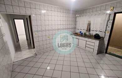 Imagem 4: Casa bem distribuída com 178m² composta por 3 dormitórios sento 1 suíte, à venda por R$ 36