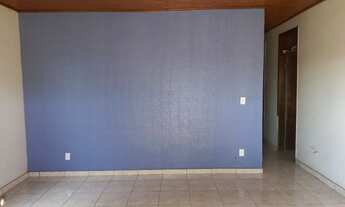 Imagem 6: Aluga se uma casa na avenida calama em frente o IFRO