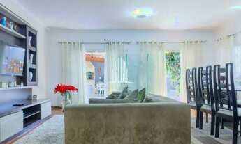 Imagem 2: Casa à venda com 300m², 4 quartos e 3 vagas