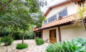 Imagem 2: Condomínio Entre Lagos 1 Etapa 2 Casas sendo 6 quartos, 650 m² área útil