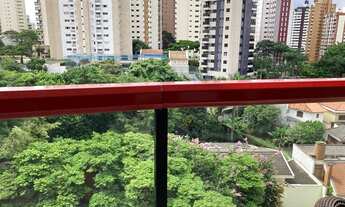 Imagem 2: Belíssimo e muito bem localizado próximo ao metro tendo 3 dormitórios 1 suíte e 2 vagas, t