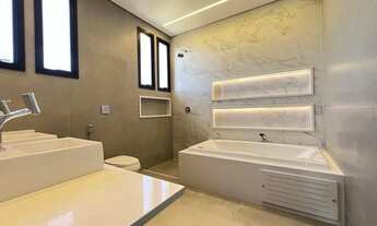 Imagem 6: Casa de condomínio sobrado para venda tem 425 metros quadrados com 3 quartos