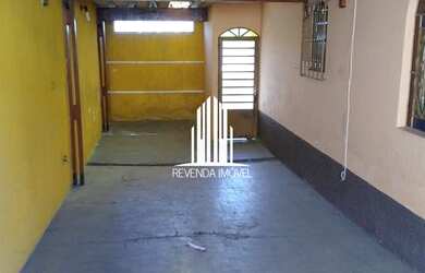 Imagem 6: Casa em Mauá com 2 dorm e 4 vagas de garagem