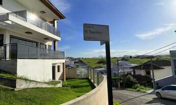 Imagem 3: Casa no Condominio Vale dos Cristais 4 para venda possui 297 m2 com 3 quartos- Macaé/RJ