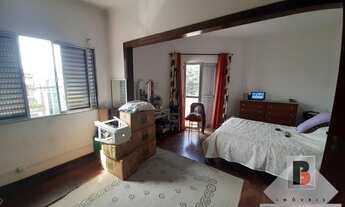 Imagem 3: Imóvel de esquina á venda em excelente localização