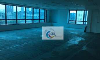 Imagem 5: Conjunto comercial de 474m² de área útil em vão livre, piso elevado, forro de gesso, lumin