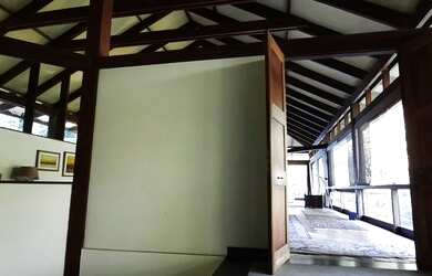 Imagem 6: Casa maravilhosa com ótimo terreno em rua sem saída