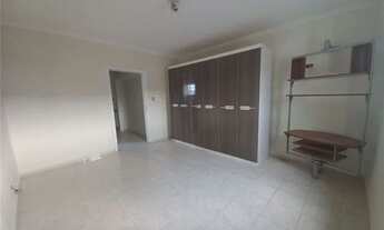 Imagem 4: Sobrado com 3 quartos + edícula - Boa localização