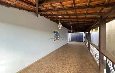 Imagem 5: Casa com 4 dormitórios para alugar em Brumadinho