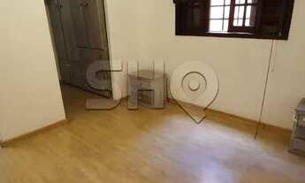 Imagem 2: Casa térrea ! Muito bem localizada ! Segurança e tranquilidade !