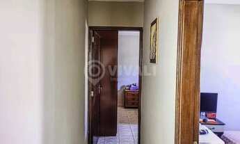 Imagem 5: Casa de rua - / Residencial / Jardim Ipê