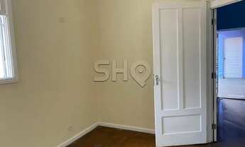 Imagem 5: Imóvel térreo com 2 dormitórios, 1 banheiro social , 1 lavabo no corpo da casa. E 1 suíte