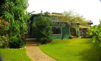 Imagem: Casa de 4 quartos para alugar no bairro