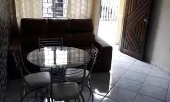 Imagem 3: Quarto em casa no Pinheirinho