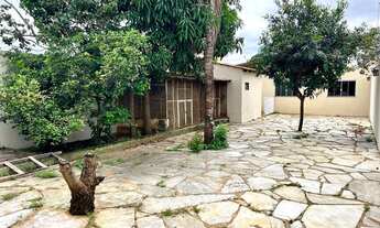 Imagem 4: Casa para venda com 210 metros quadrados com 3 quartos