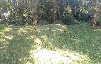 Imagem 2: Terreno à venda na Serra da Cantareira em Mairiporã/SP. Em condomínio fechado Alpes da Can