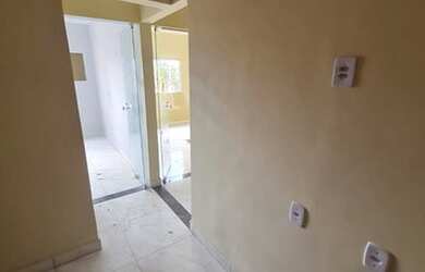 Imagem 5: Casa 100 metros, 2 quartos toda reformada, 600 metros do Terminal