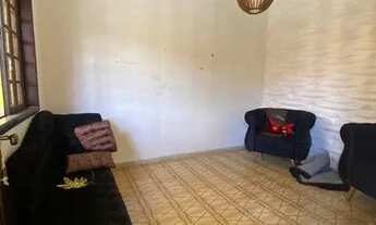 Imagem 5: Aluga-se uma bela casa 04 quartos na rua do restaurante braseiro centro de Campo Grande