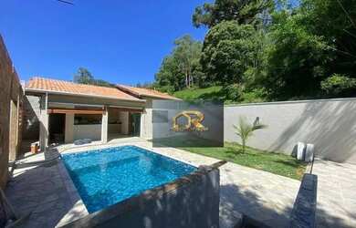 Imagem 2: Casa com piscina em pinhalzinho