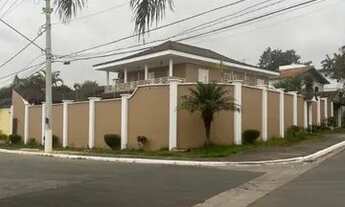 Imagem 3: Casa alto pardrão bolsão de interlagos 3 suites 4 vagas de garagem locação