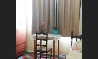 Imagem: Aluga-se quarto centro