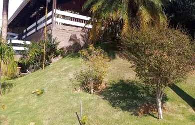 Imagem 4: Casa Rústica de 4 Dormitórios em Localização Privilegiada