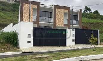 Imagem: )(- Excelente Casa com 3 Quartos Espaço