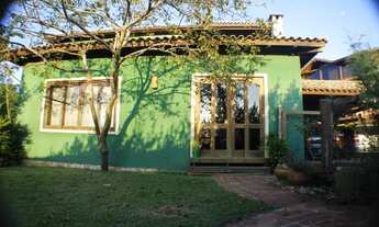 Imagem 4: Excelente casa com ótima localização no bairro Rio Tavares, em Florianópolis
