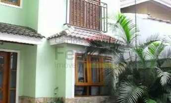 Imagem 4: Maravilhoso sobrado em rua tranquila