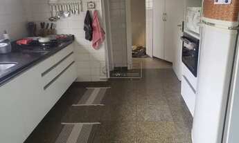 Imagem 5: Apartamento de 226m² com 4 dormitórios - 3 suítes - 5 banheiros - 4 vagas