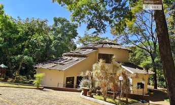 Imagem 2: Casa de condomínio para venda tem 270 metros quadrados com 3 quartos