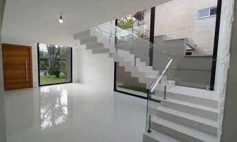 Imagem 2: Casa à venda em Alphaville Residencial 01 com 4 dormitórios