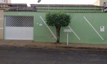 Imagem: CASA ( BAIRRO STA MÔNICA
